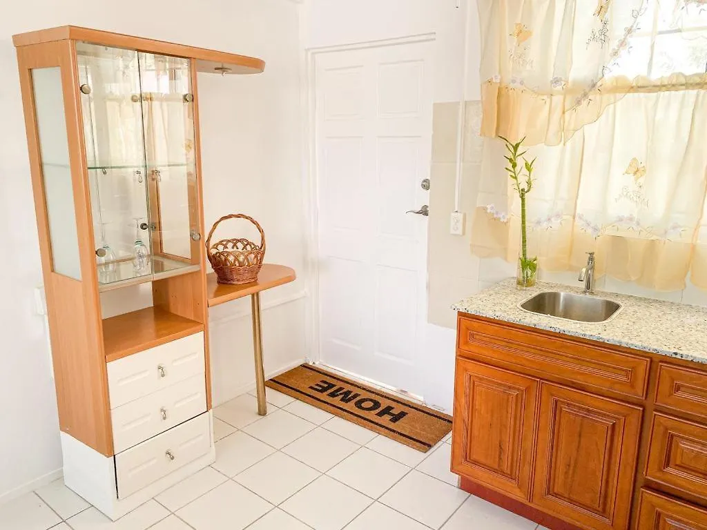Lägenhet Tropical Retreat Stay Aruba Oranjestad Aruba